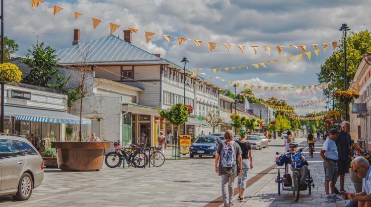 Pihakatu Alinenkatu