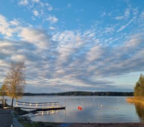 Haimion vapaasaunan laituri syksyllä