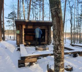 Hiunjärven laavu